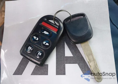 2010 Honda Odyssey Ex-L from USA, damaged, VIN 5FNRL3H6XAB110792